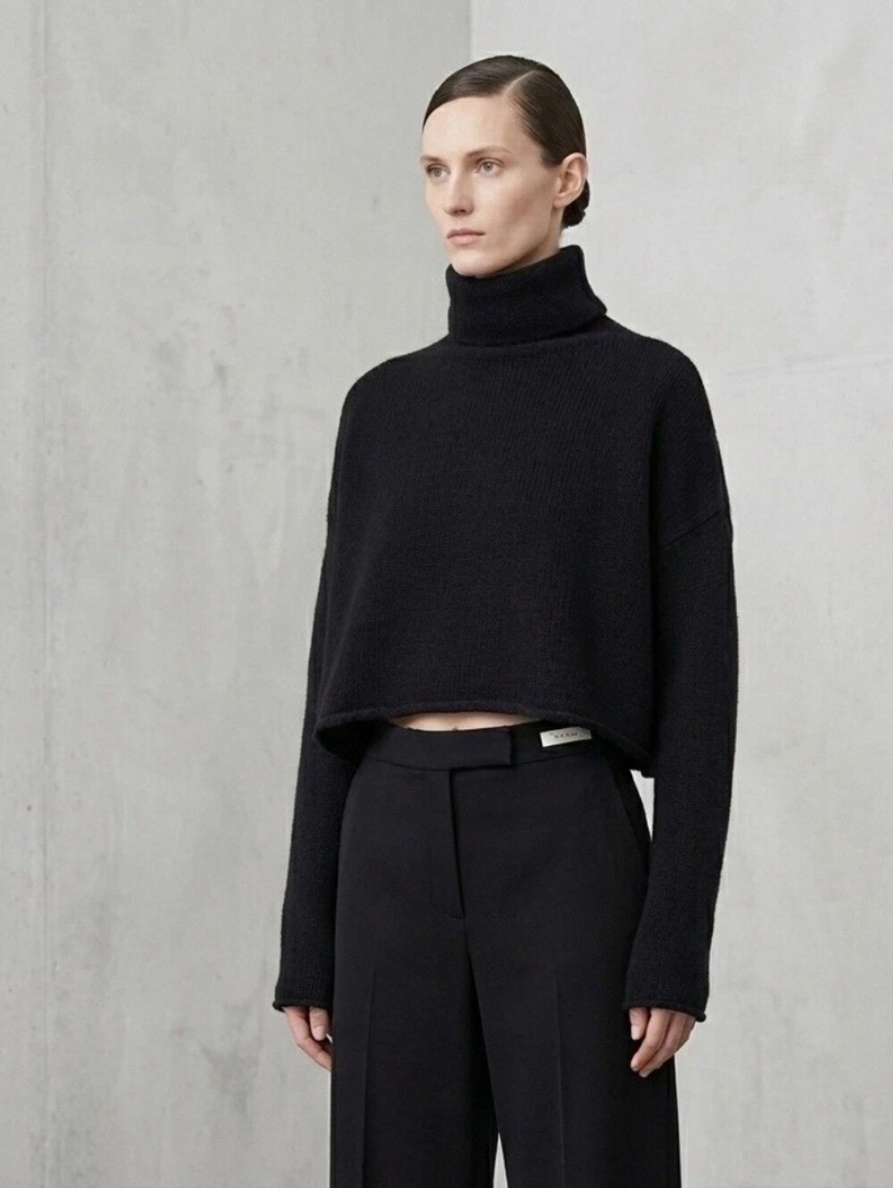 Vince Wool Blend Black Cropped Turtleneck Sweater Medium Would Work For Small